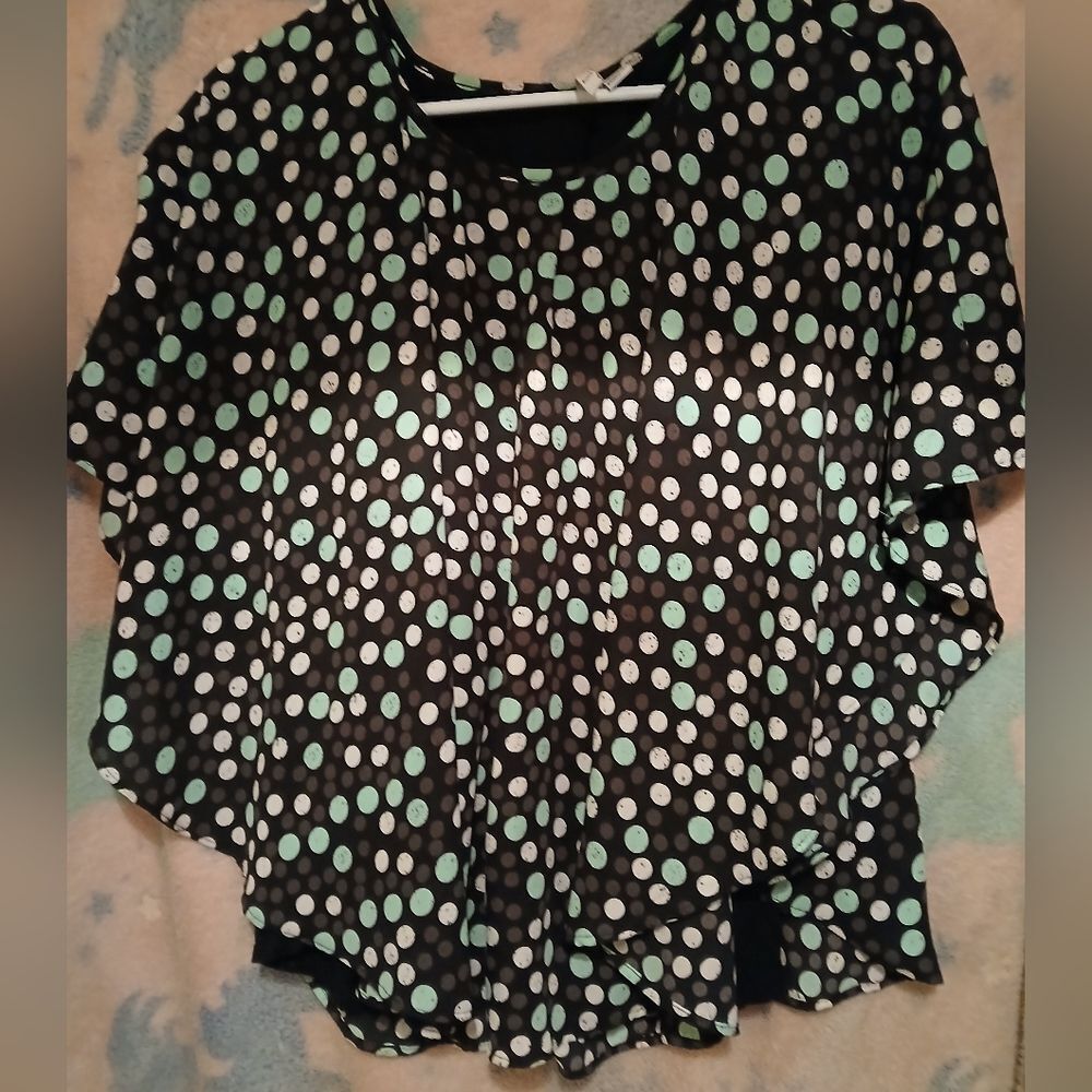 Elle Summer Top Size Medium